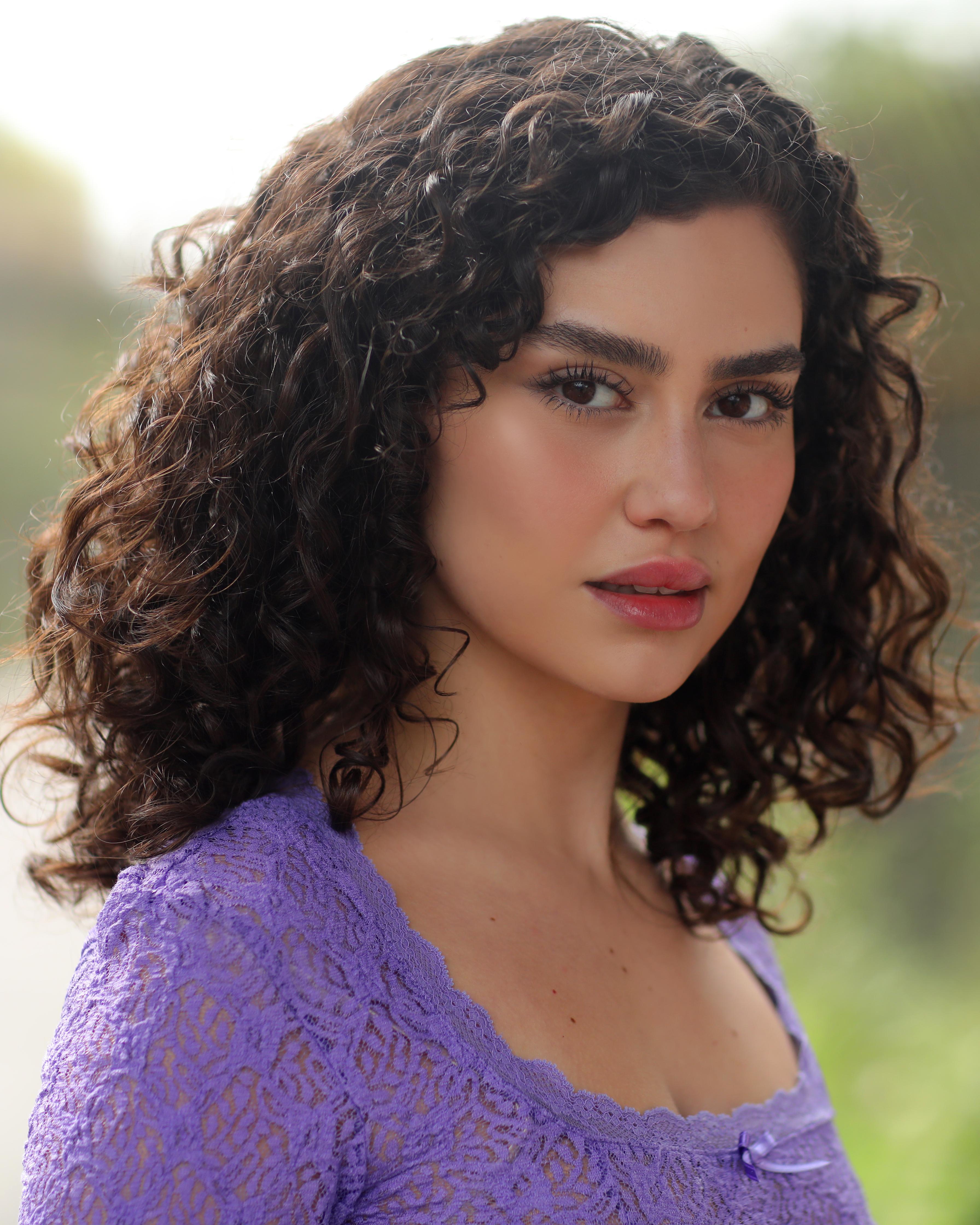 actor Nathaly Sabino large photo