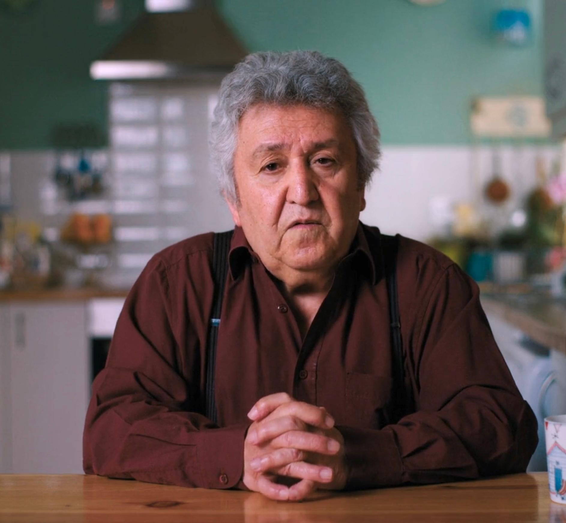 actor Bijan Kimiachi large photo