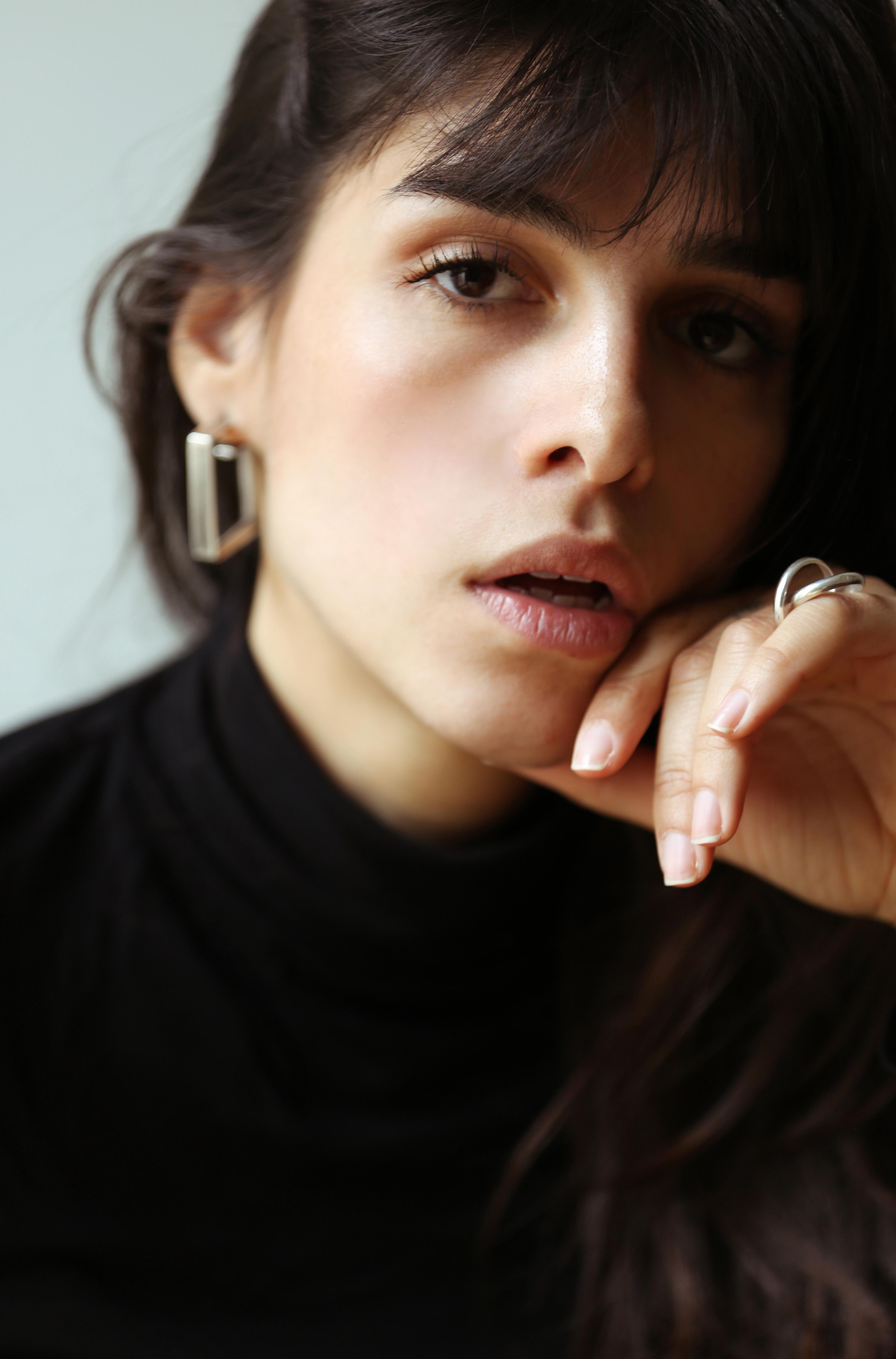 actor Marie-Batoul Prenant large photo