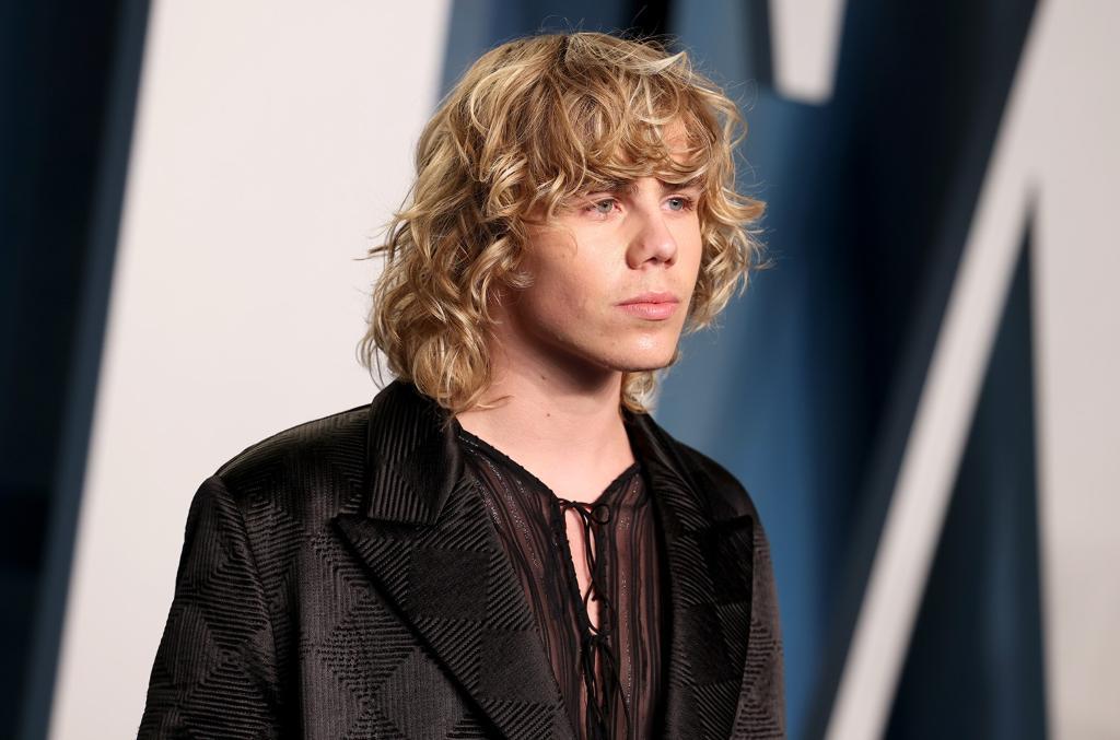 actor The Kid Laroi large photo