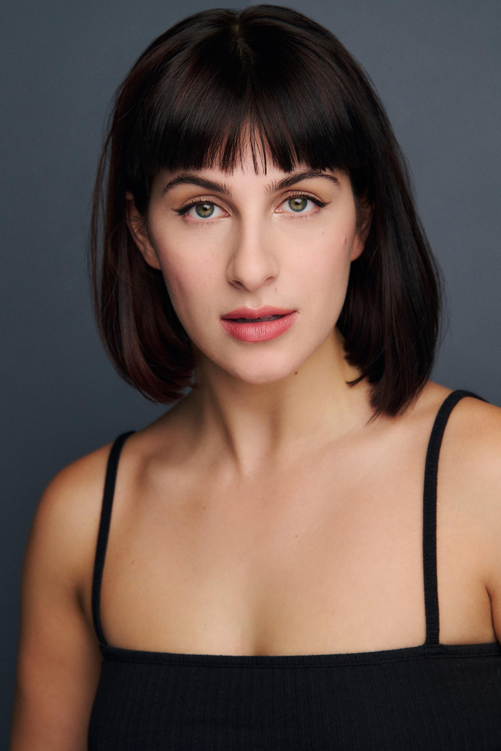 actor Leyah Rose large photo