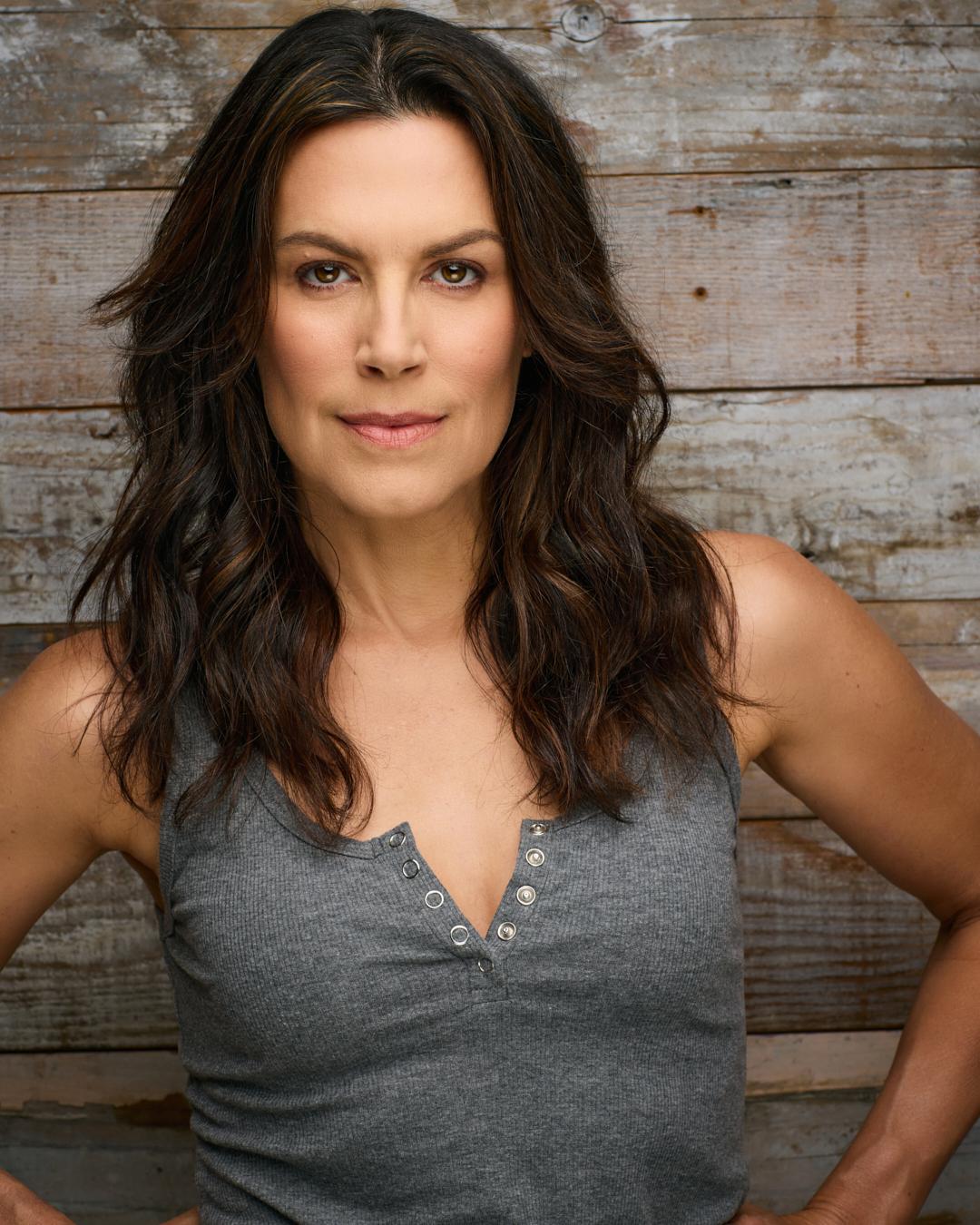 actor Laura Vale large photo