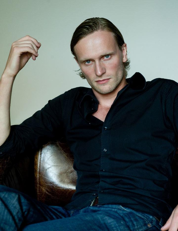 actor Ulrich Brandhoff large photo