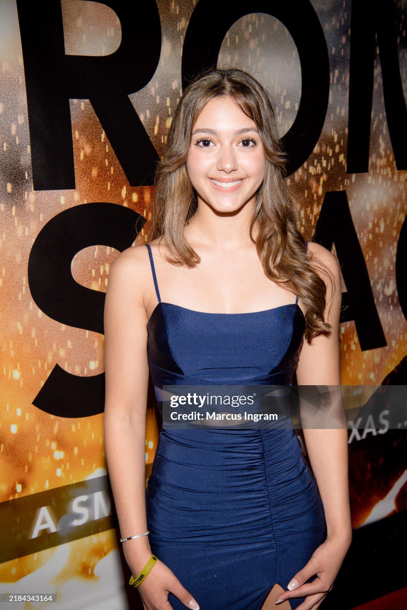 actor Natalia Santacoloma large photo