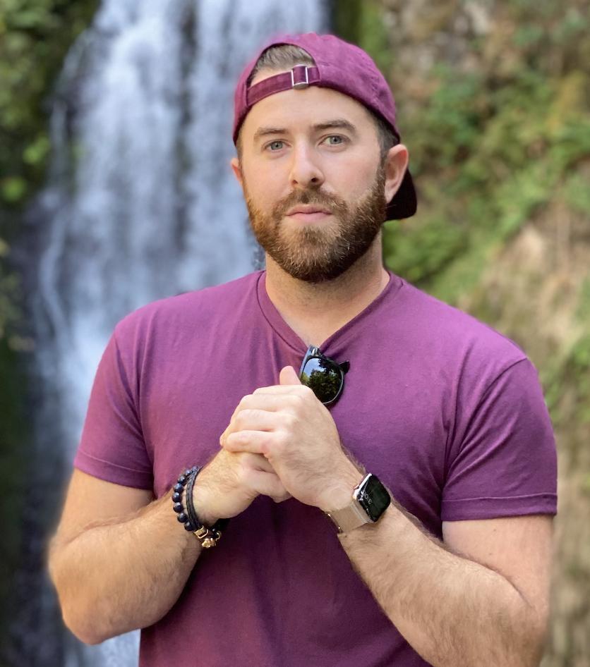 actor Matt Robertson large photo