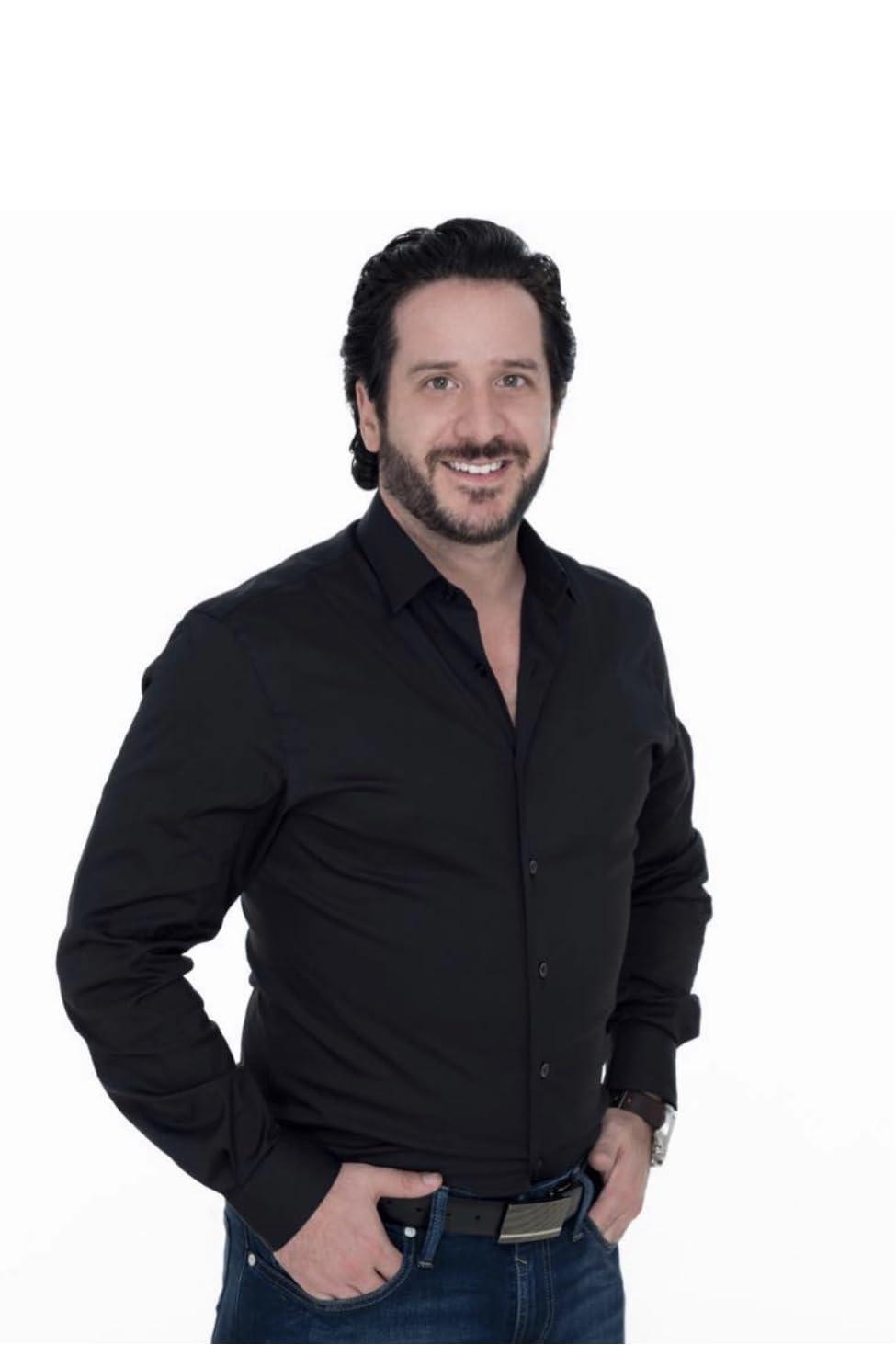 actor Giancarlo Mirabella large photo