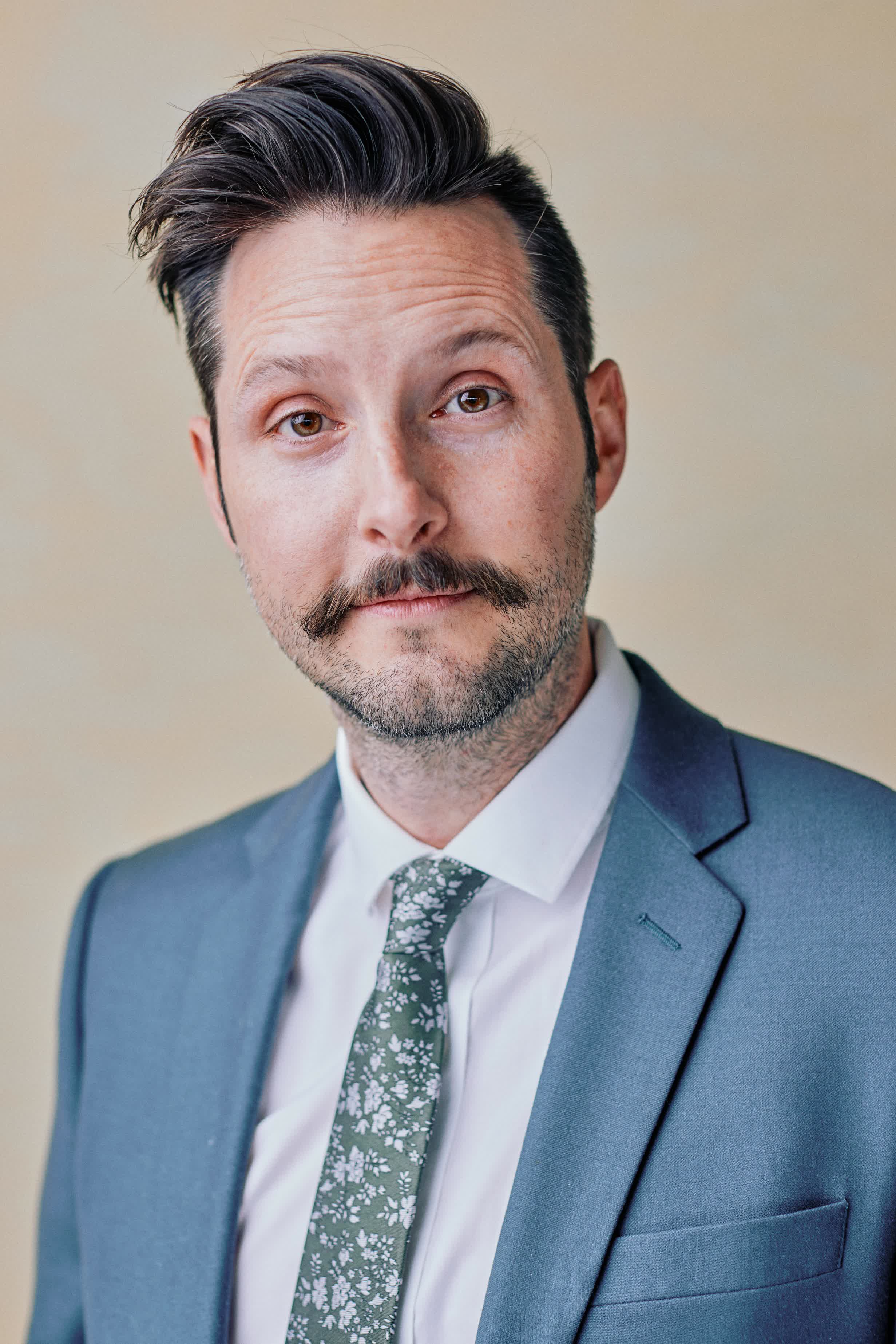 actor Phillip Cordell large photo