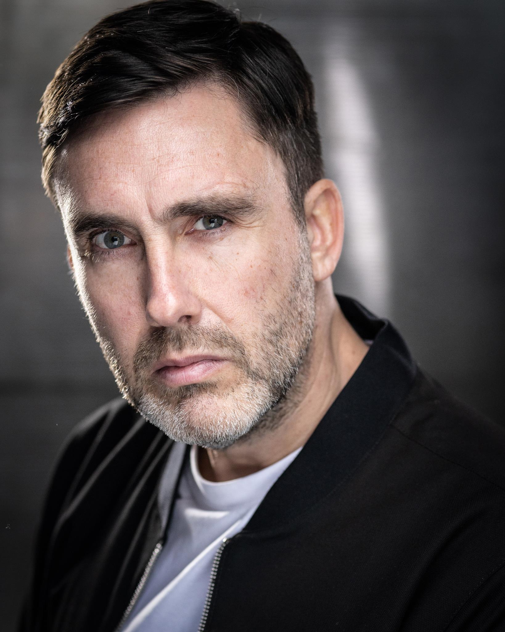 actor Dean Harrison large photo