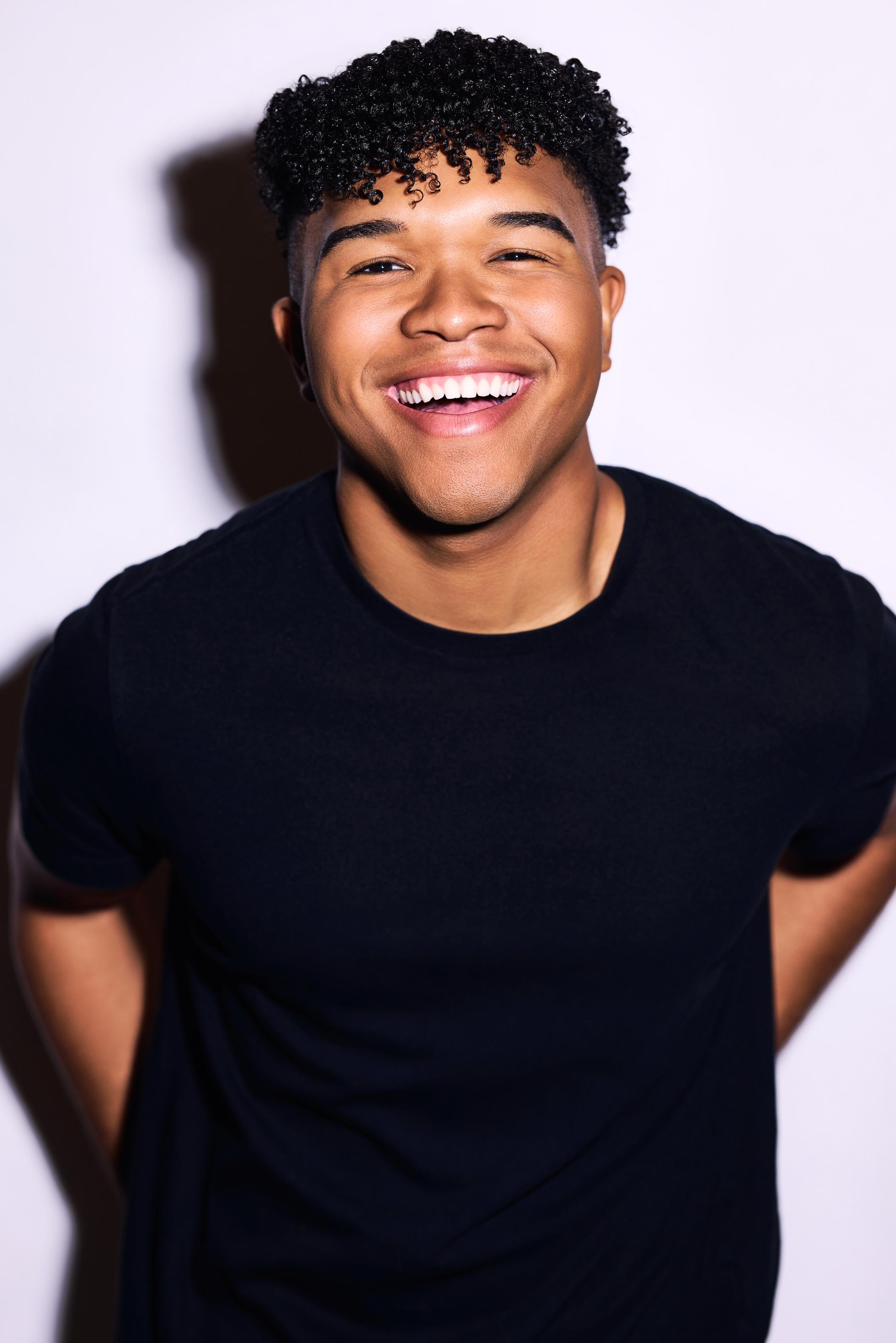 actor Mario Golden large photo