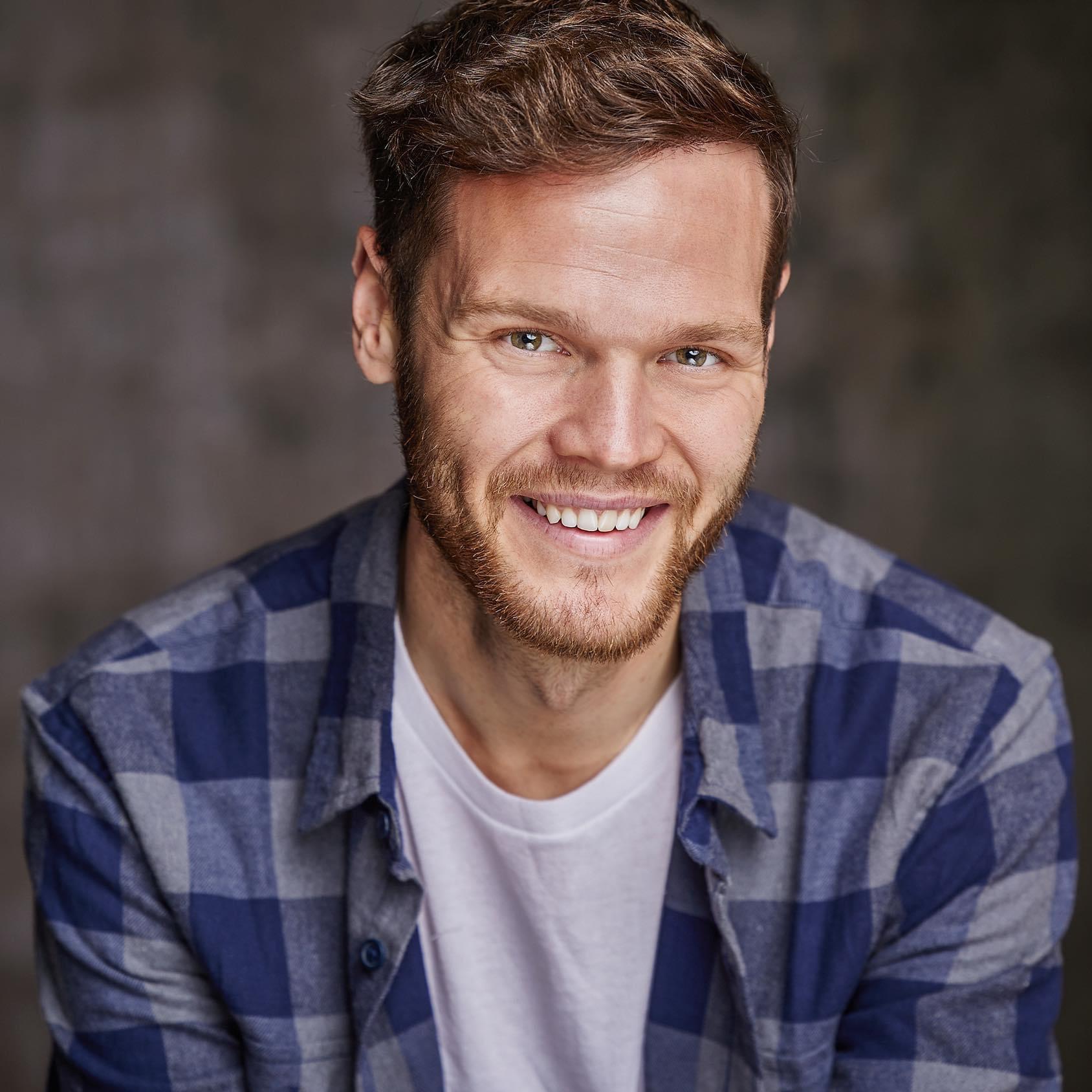 actor Kraig Krause large photo