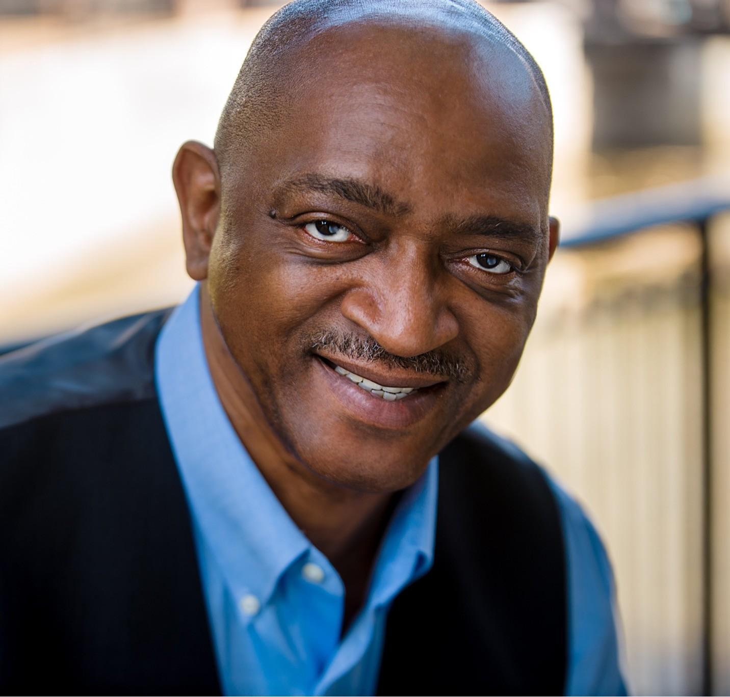 actor Malcolm Simmons large photo