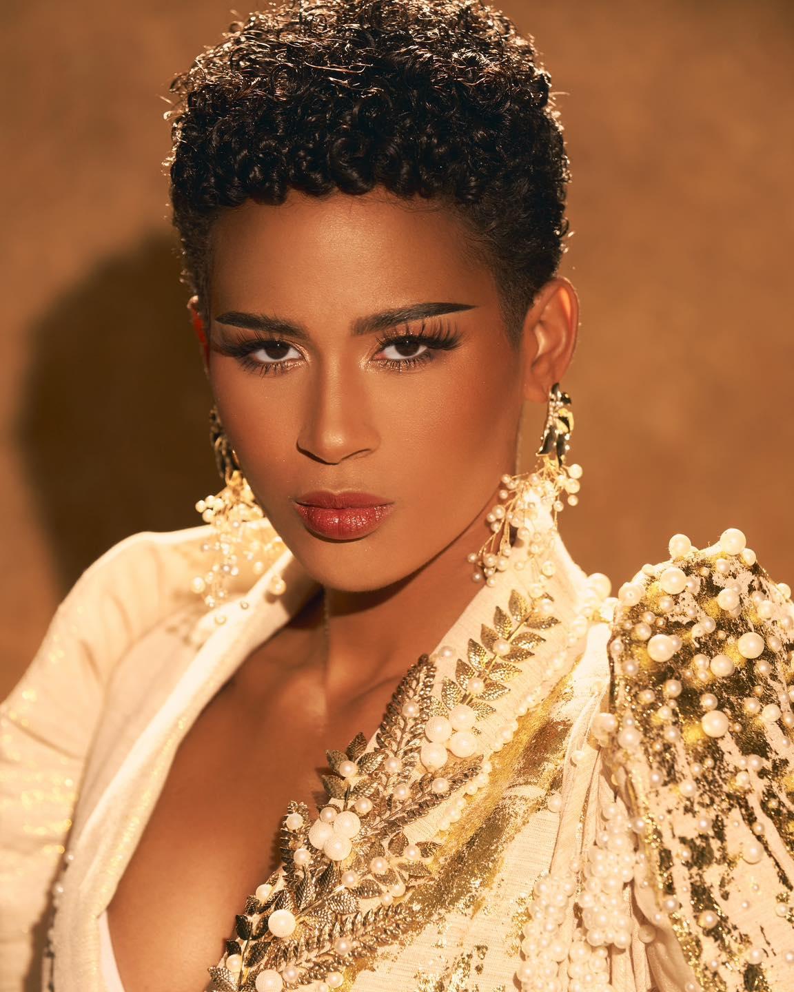 actor Alexie Brooks large photo