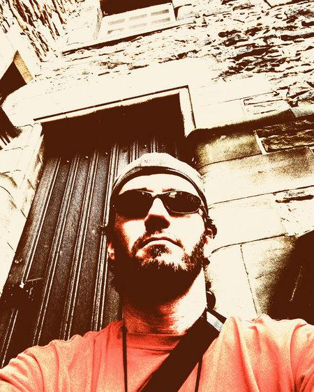 actor Jeff Howell large photo