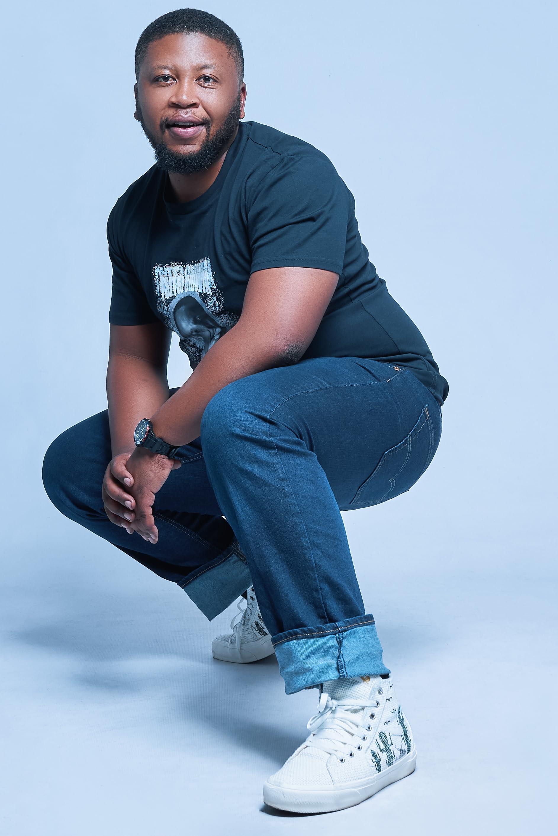 actor Marcus Mabusela large photo