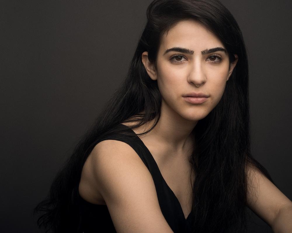 actor Annie Fox large photo