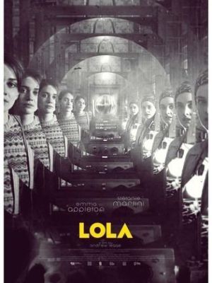Lola [ترجمة عربية]