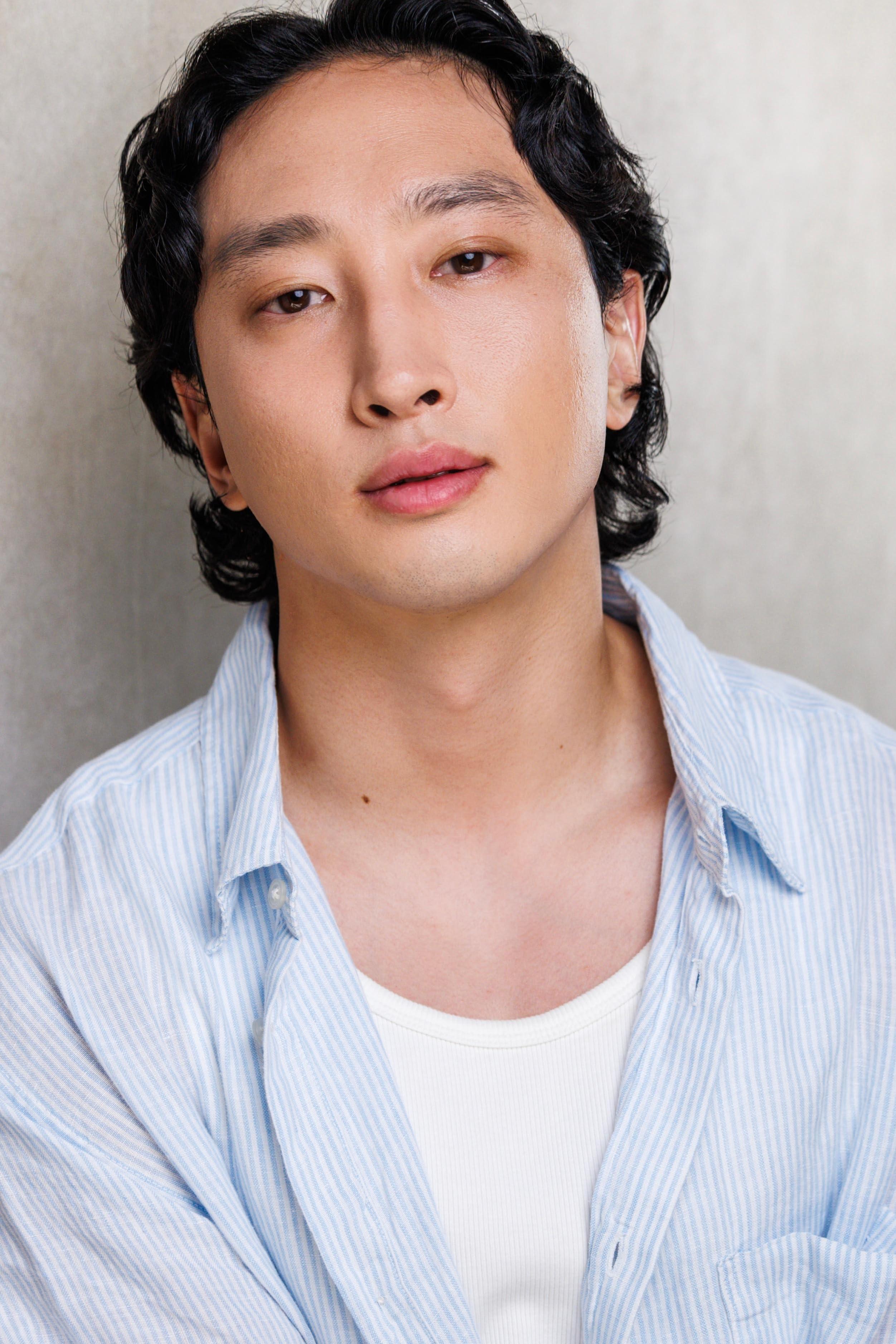 actor Min Keon Kim large photo