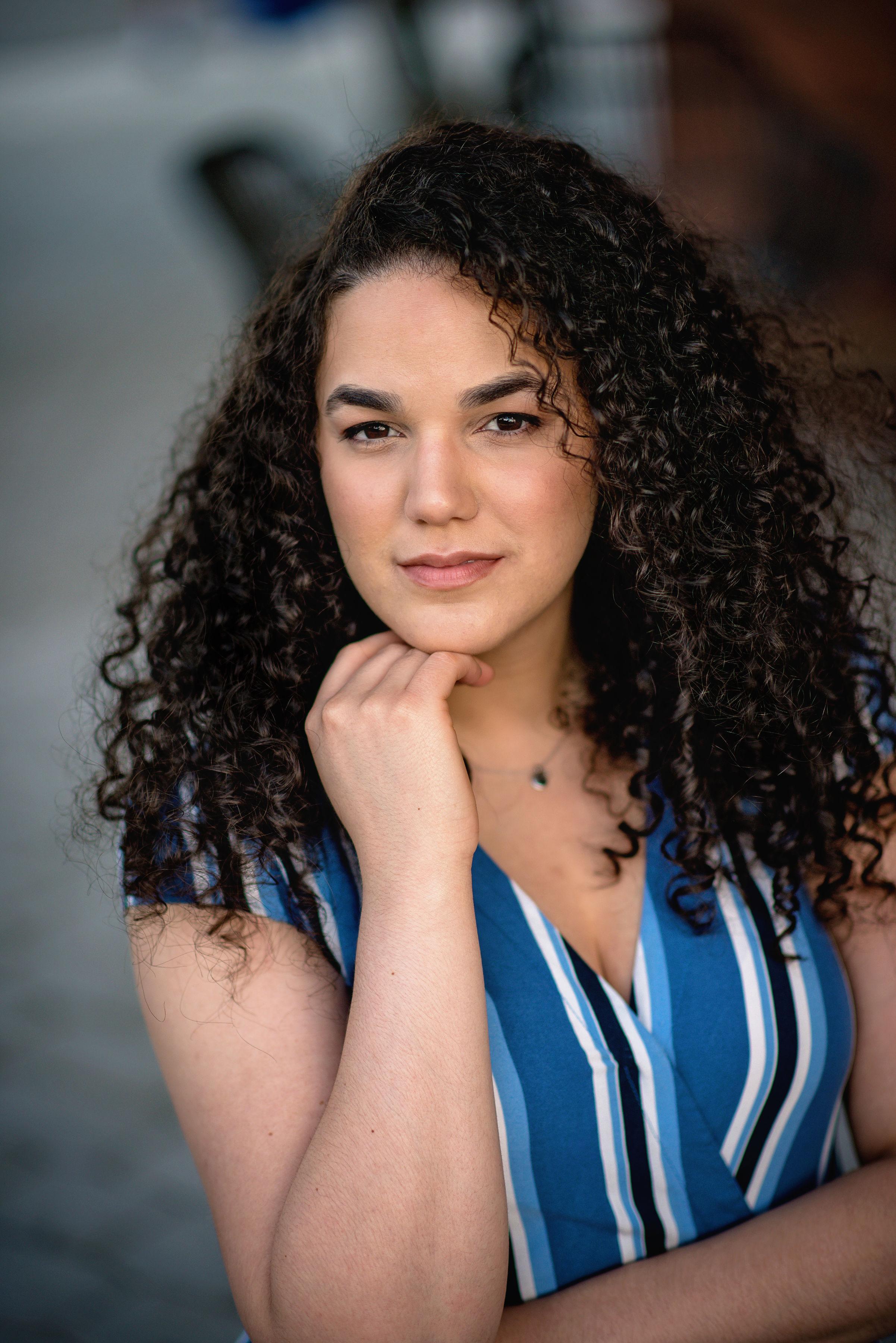 actor Valeria Feliciano large photo