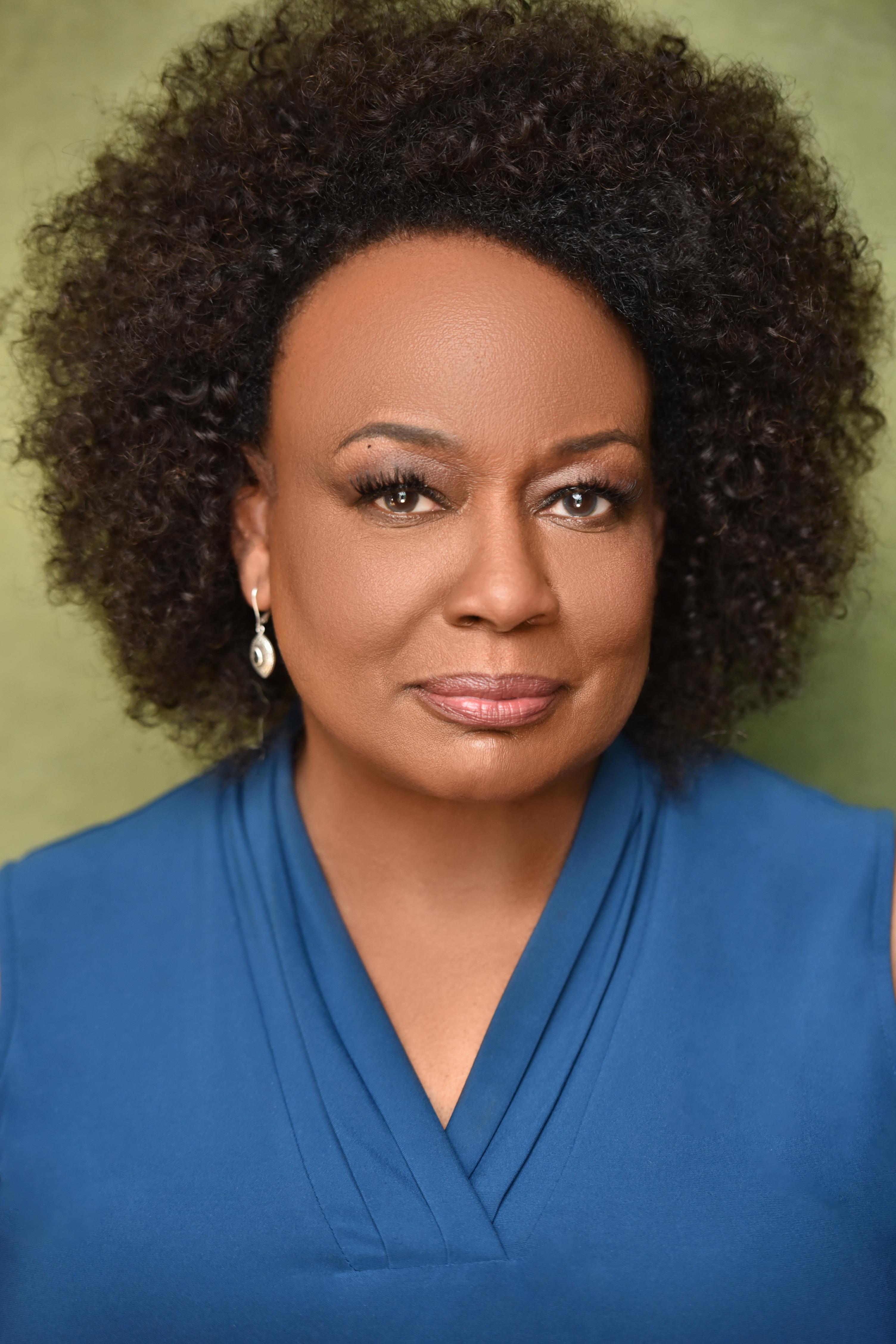 actor Yvette Cason large photo