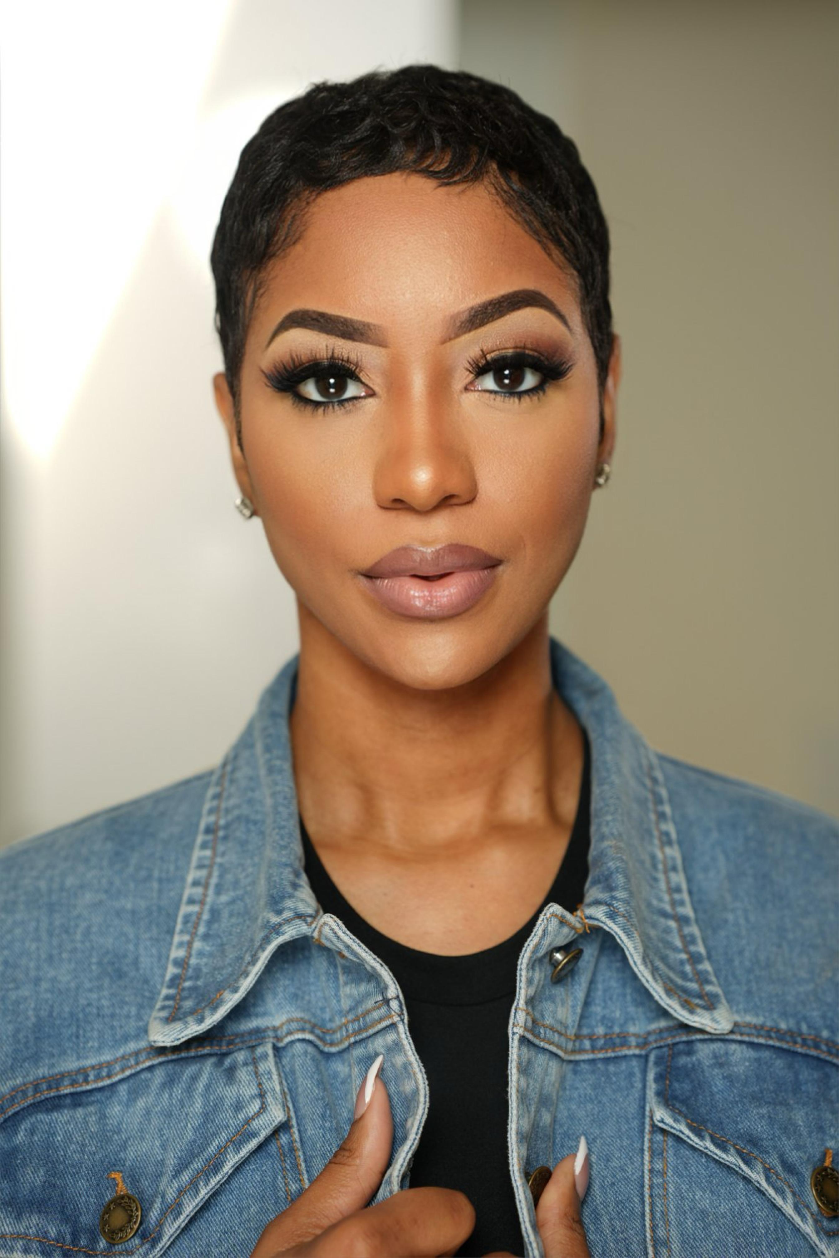 actor Sherika Woodard large photo