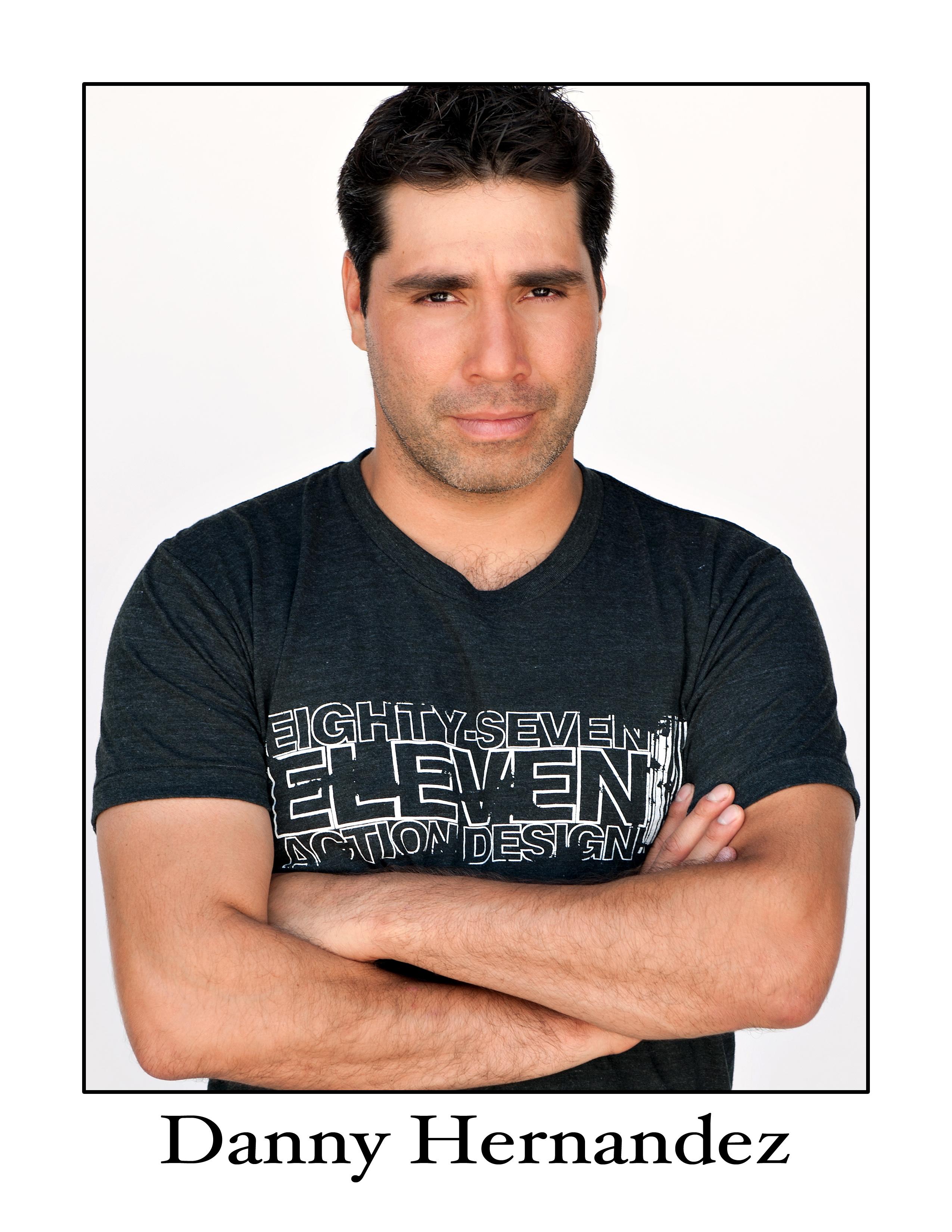 actor Daniel Hernandez large photo