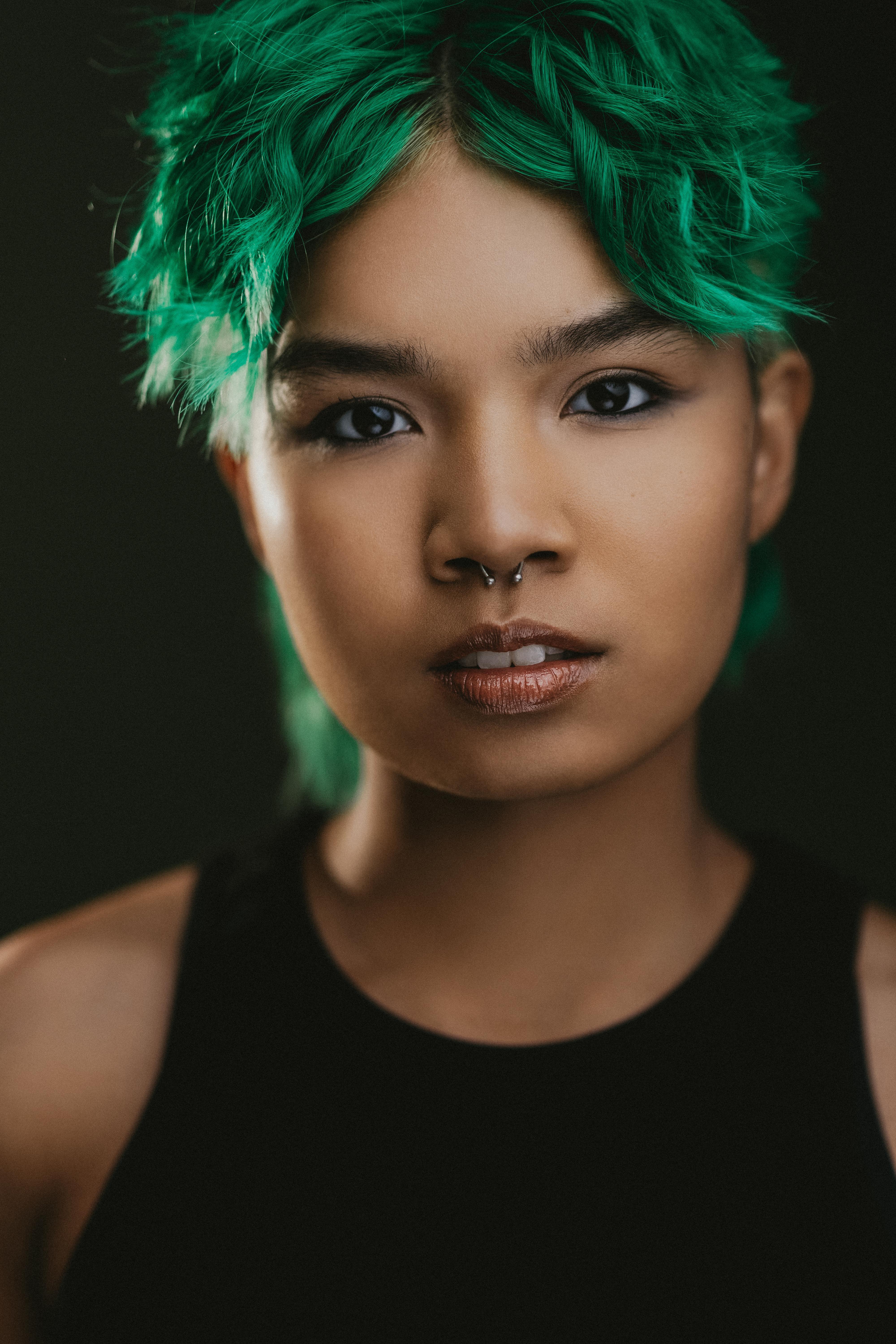 actor Sherine Menes large photo