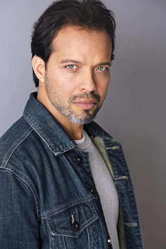 actor Alberto Henriquez large photo