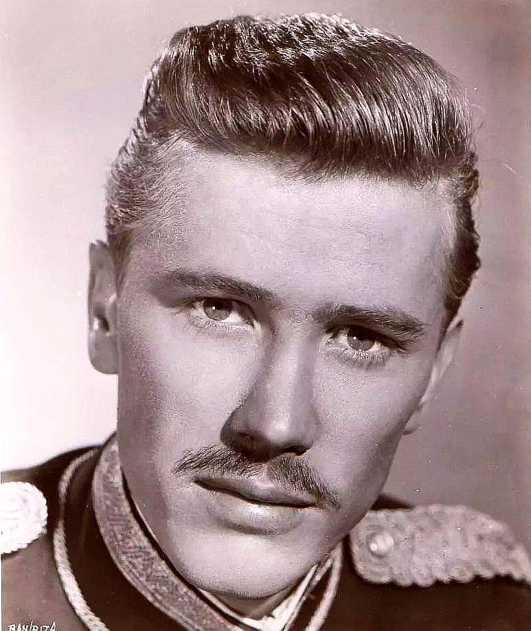 actor Sean Kelly large photo