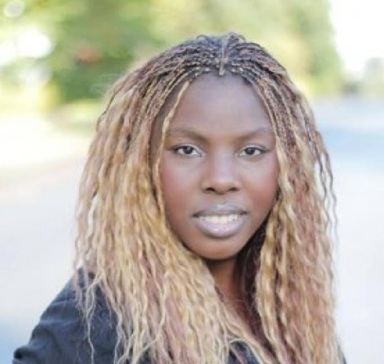 actor Abie Ekenezar large photo