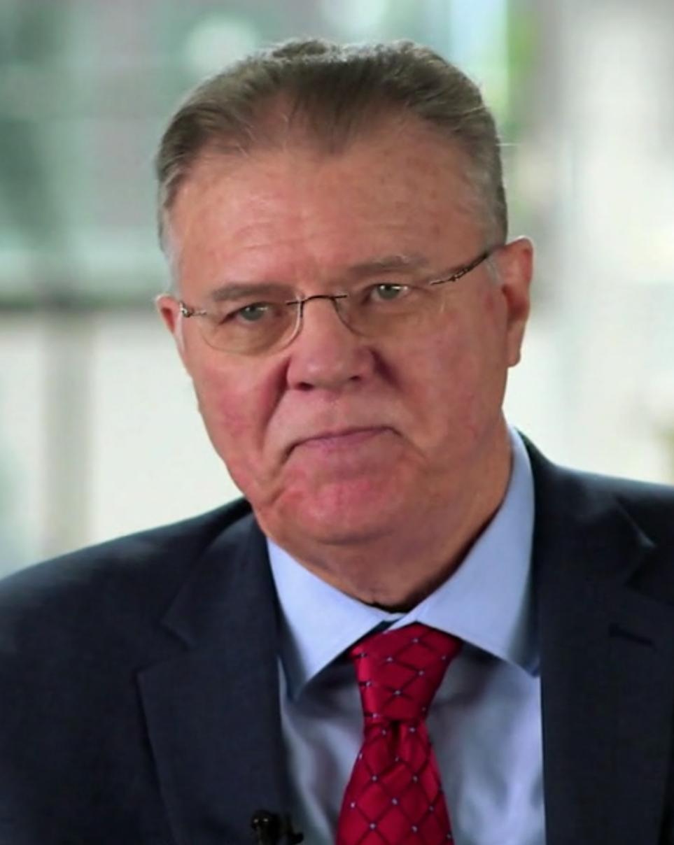 actor Kim Hogrefe large photo