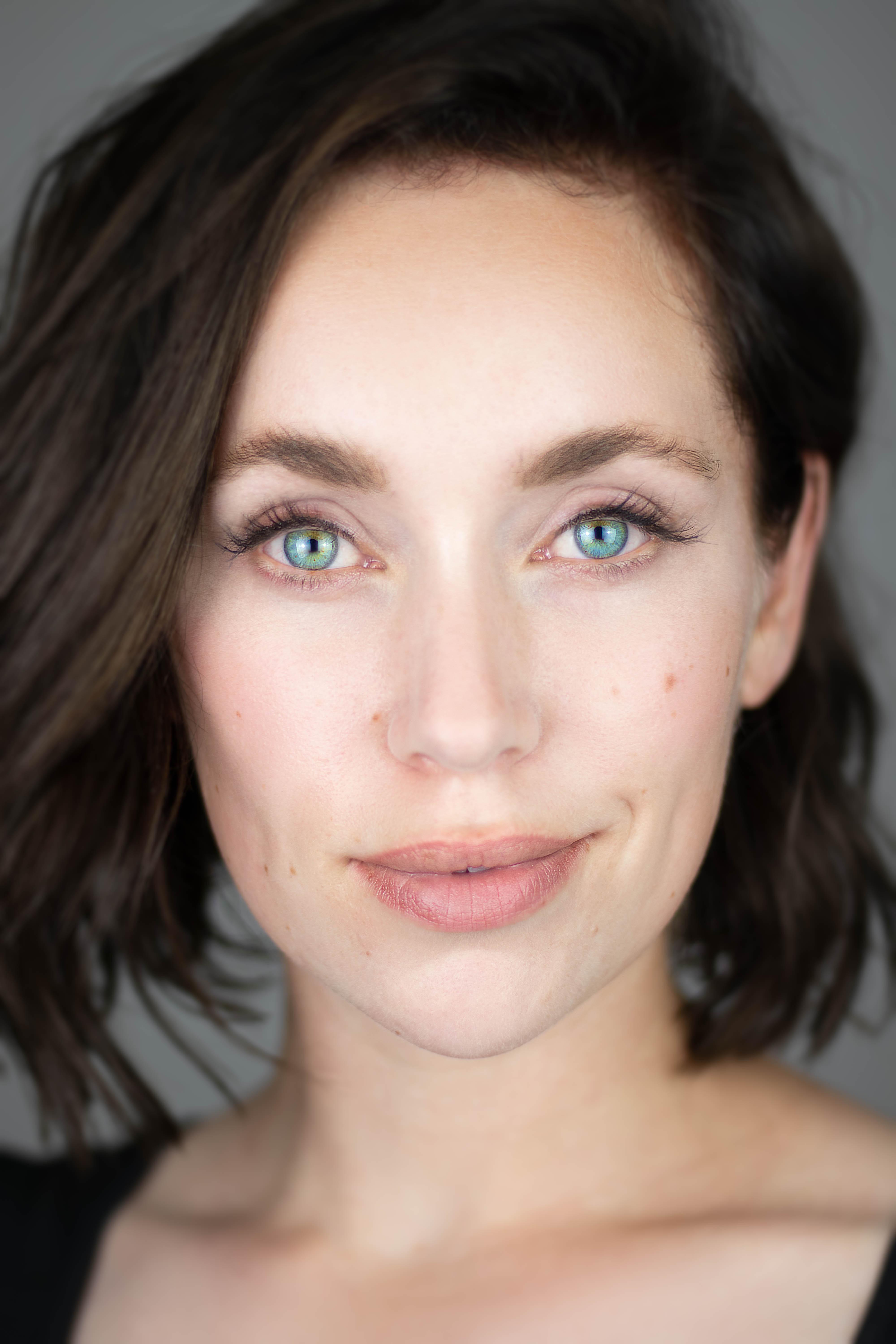 actor Tamsin Dean large photo