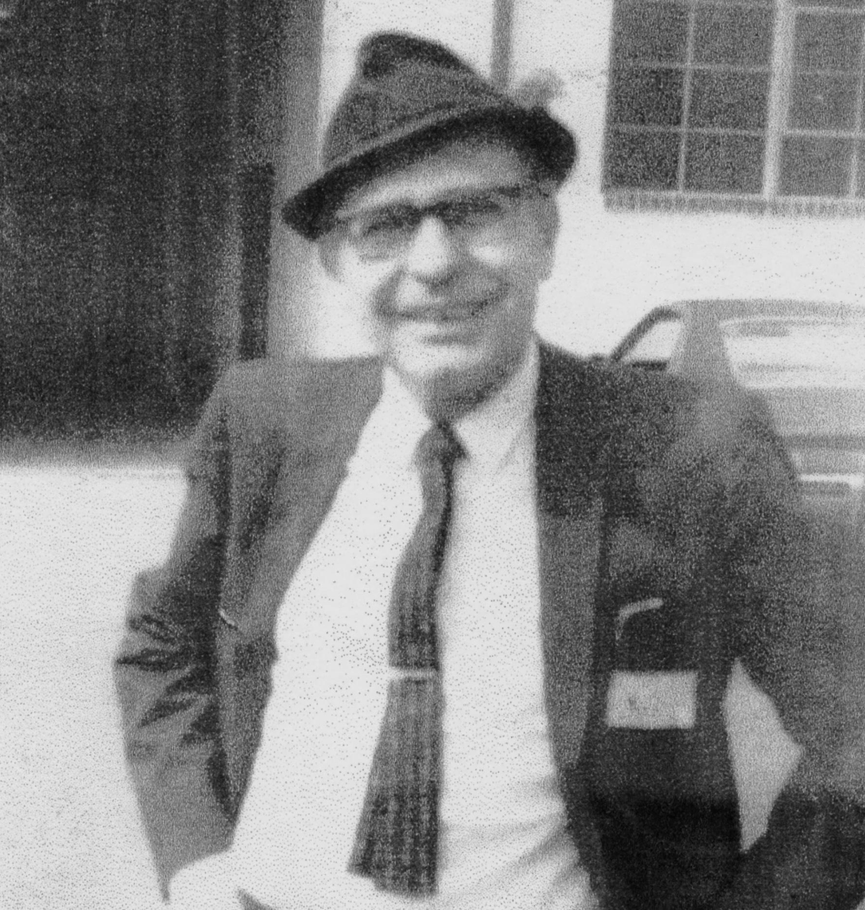 actor Bob Young large photo