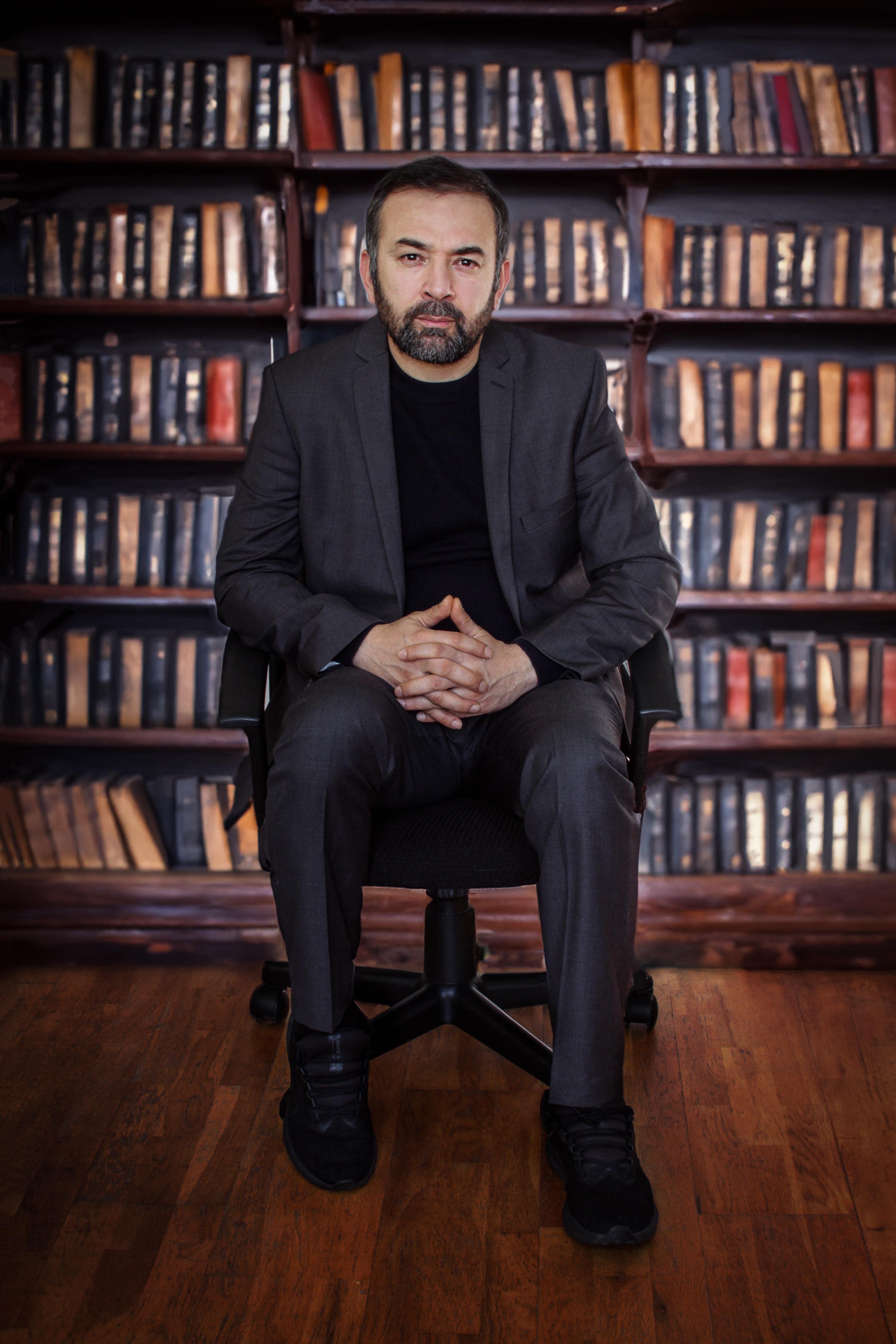 actor Sharif Dorani large photo