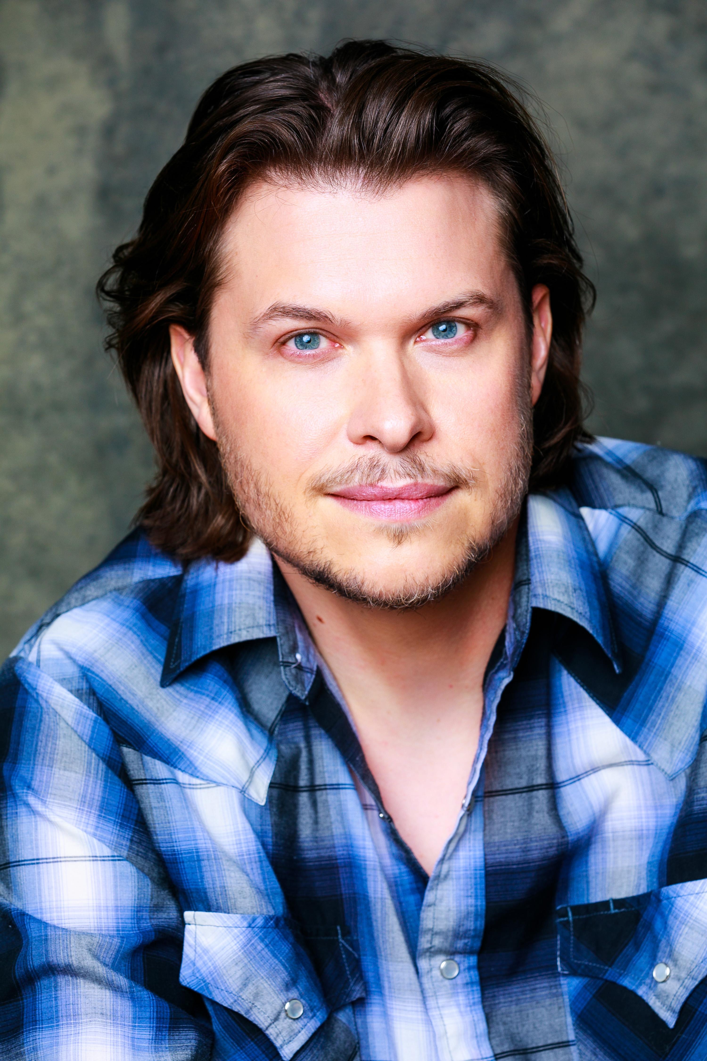 actor Will Cavitt large photo