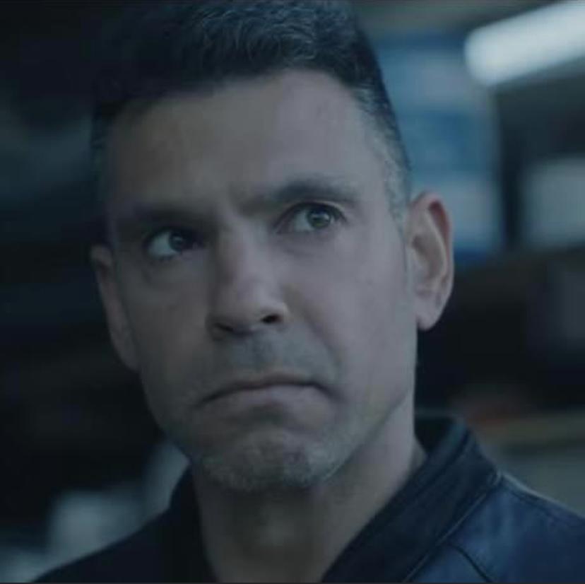 actor Patty Glavieux large photo