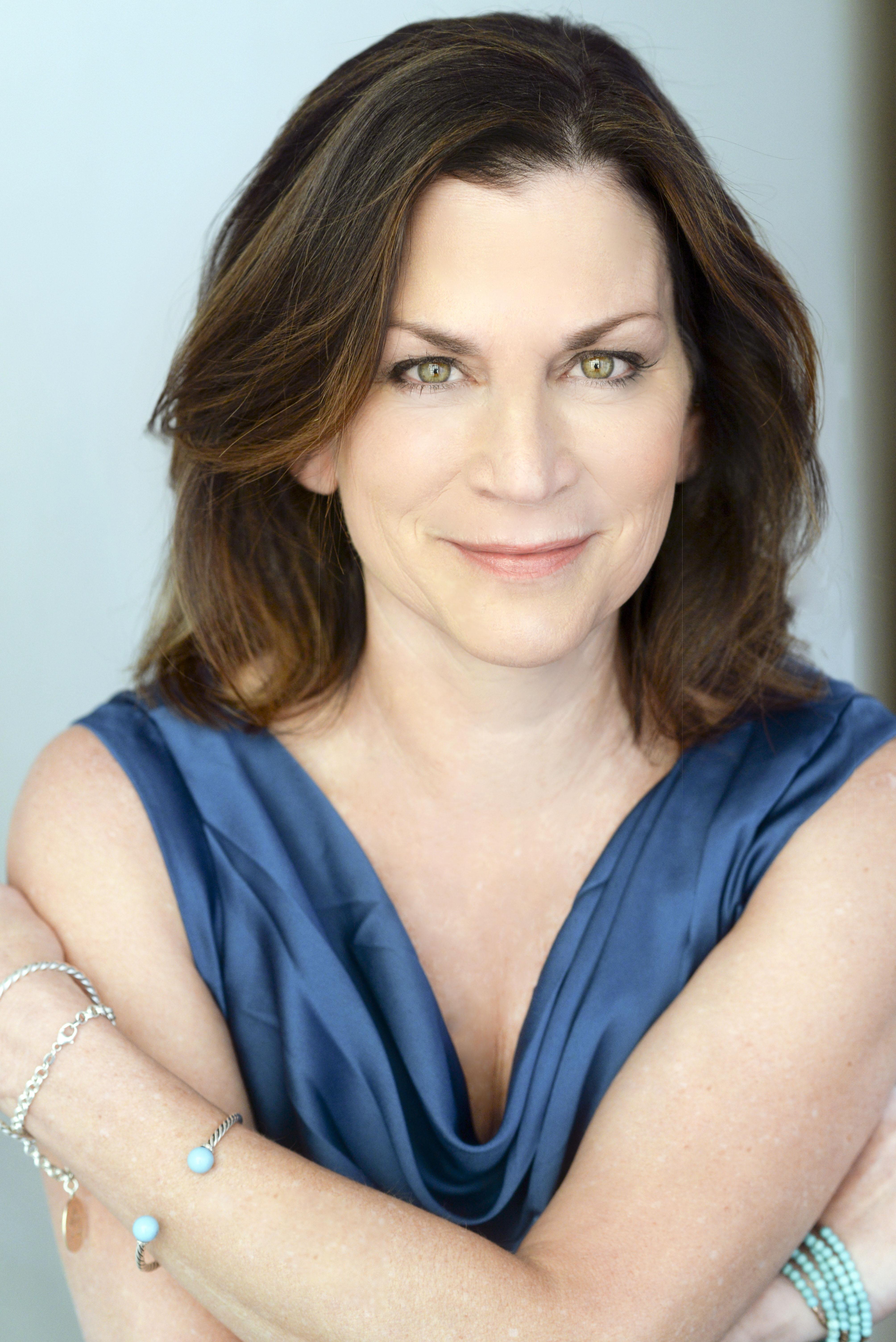 actor Donna Ognibene large photo