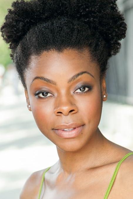 actor Mia Ellis large photo