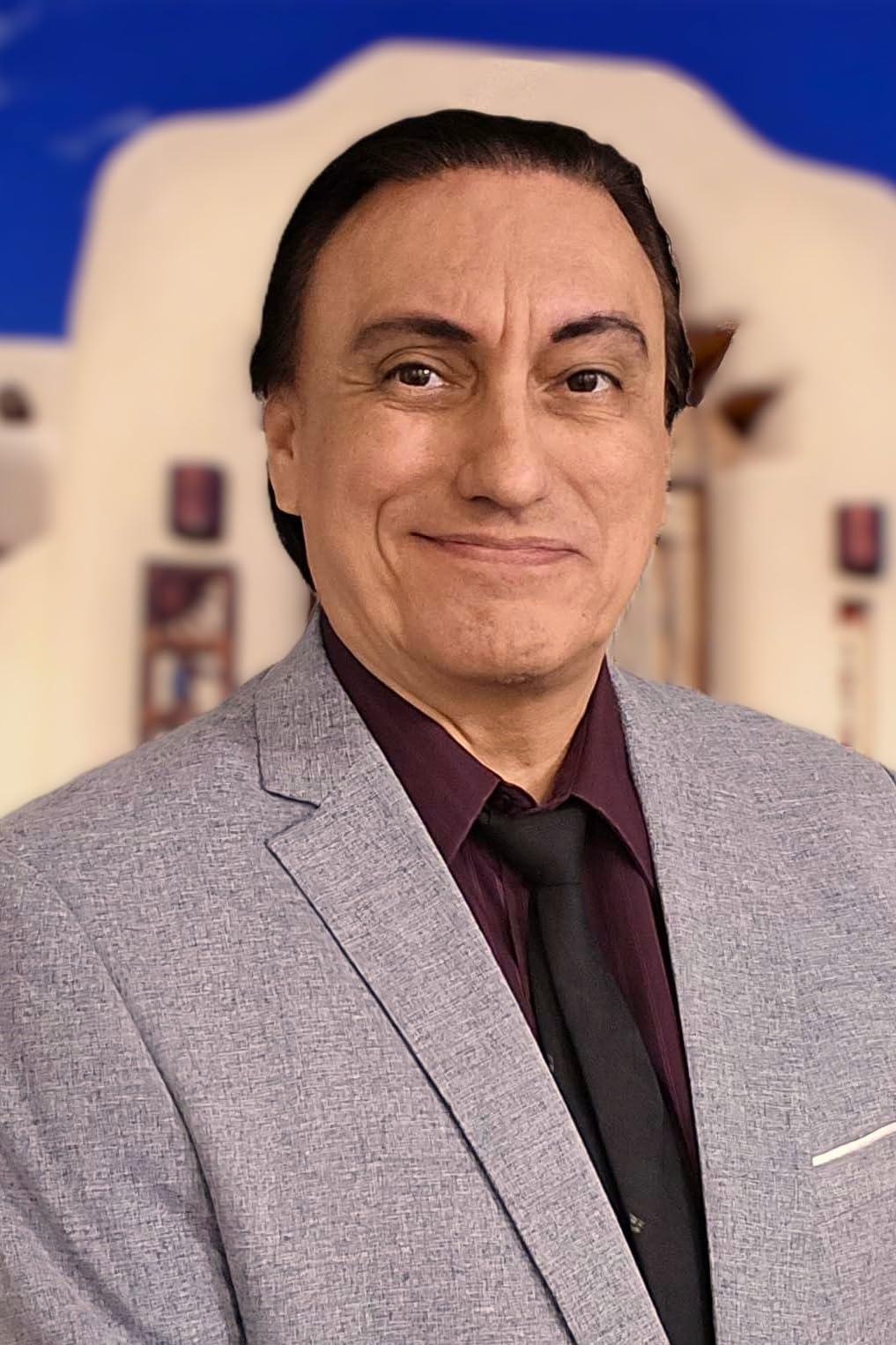 actor Geronimo Vela large photo