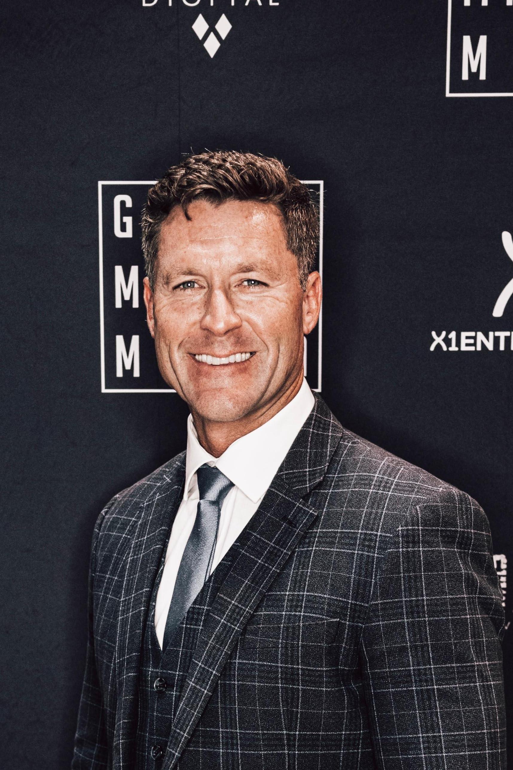 actor Michael Scott Crabb large photo