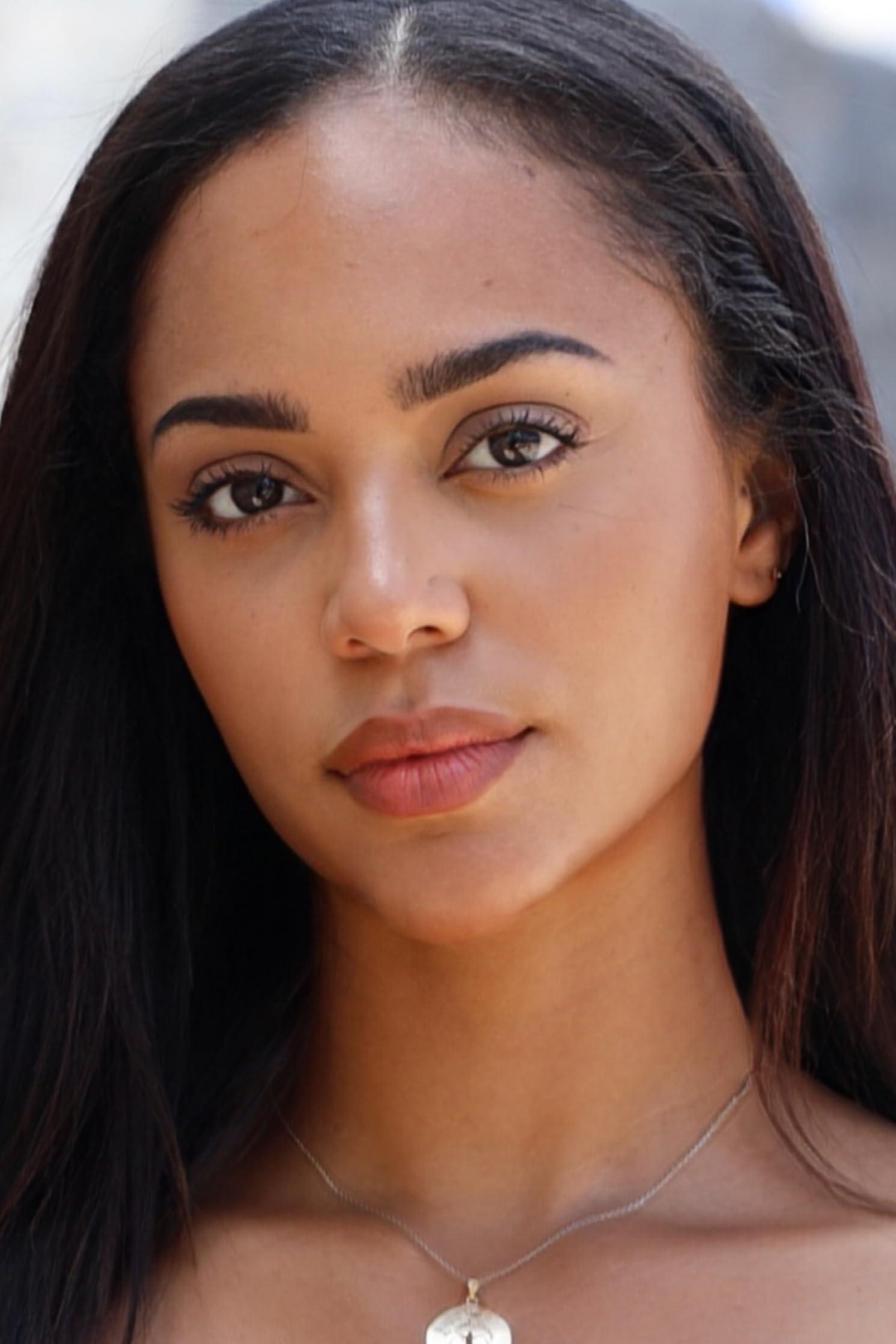 actor Chanelle de Lau large photo