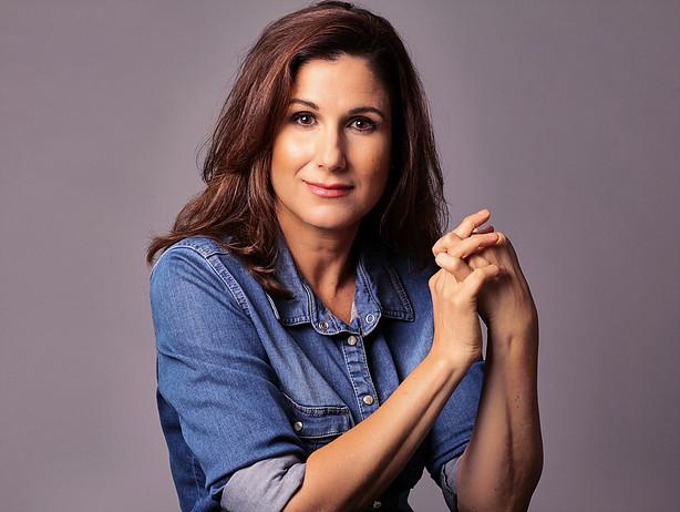 actor Stephanie J. Block large photo