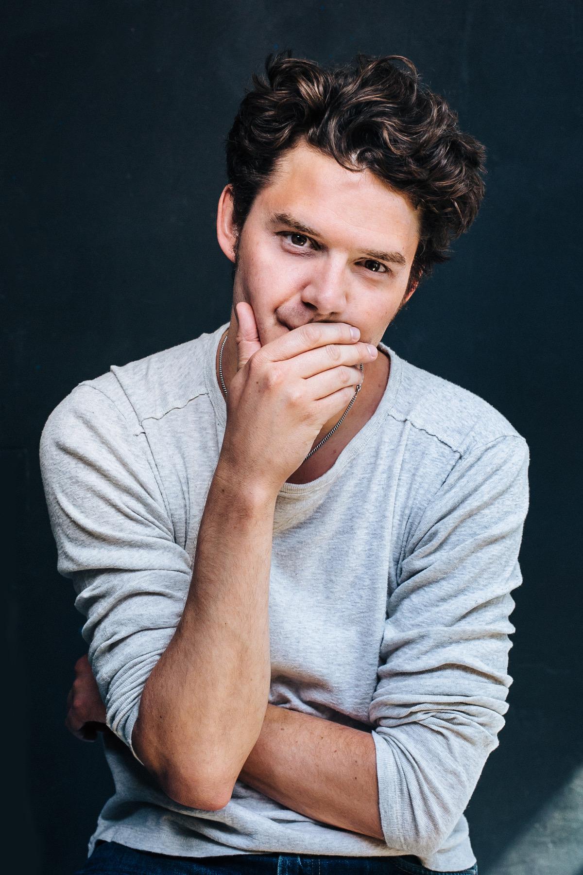 actor Jon Ebeling large photo