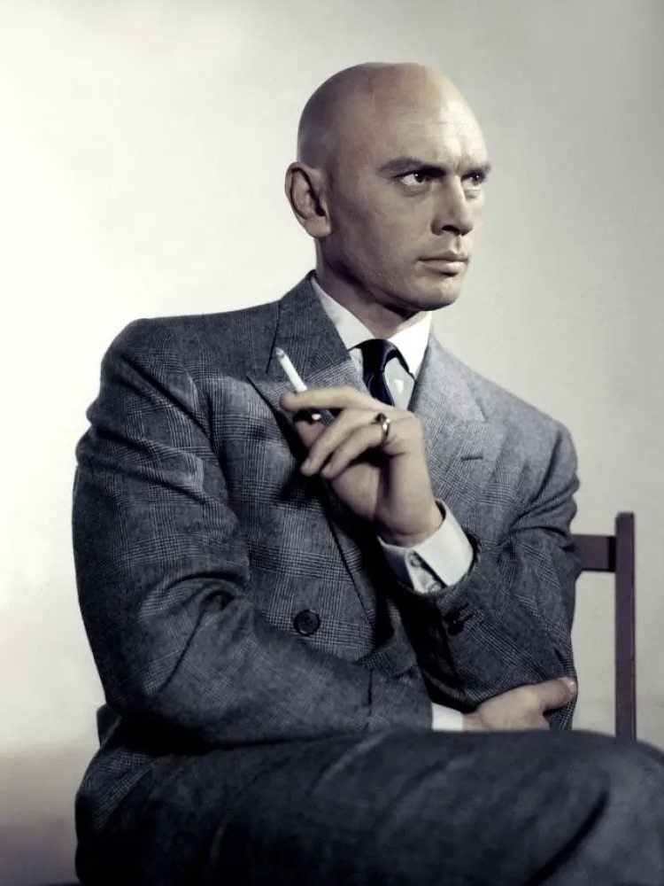 actor Yul Brynner large photo