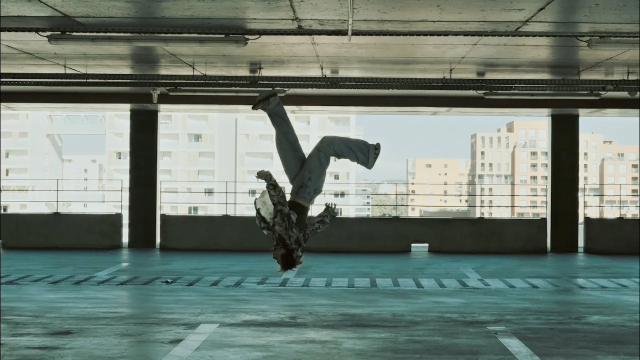 Coldplay - GOOD FEELiNGS (A Film For The Future)