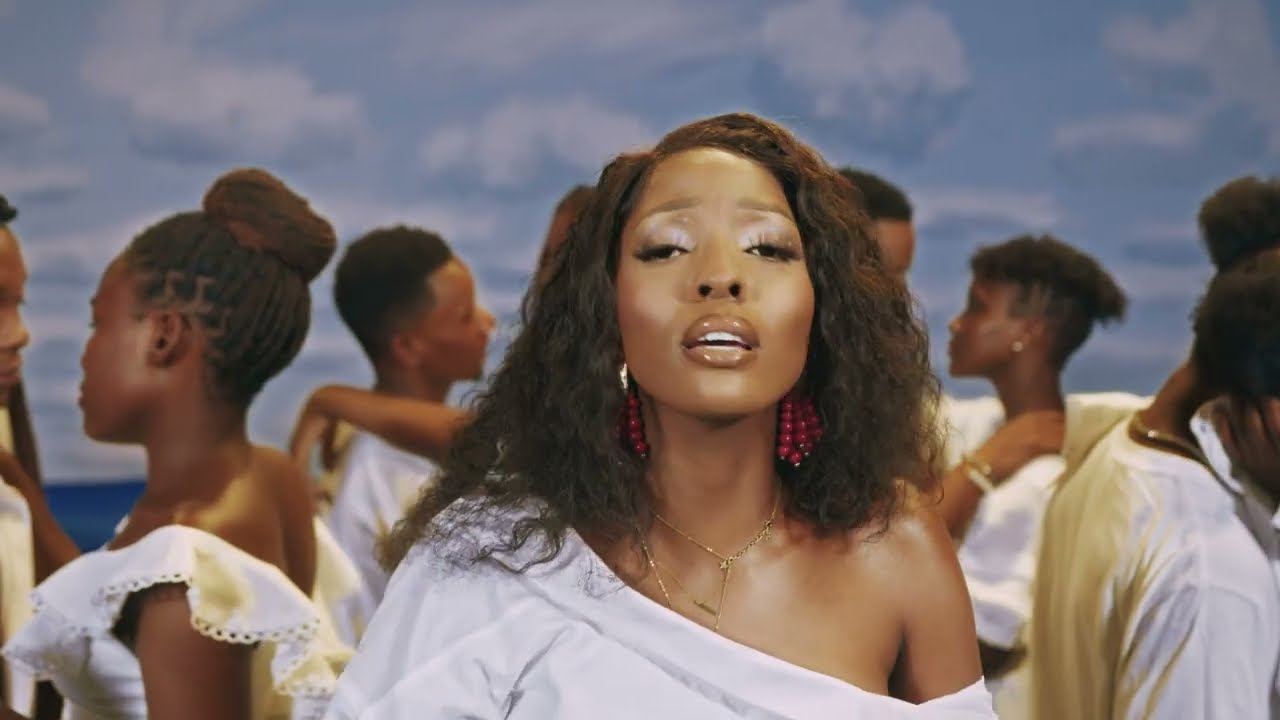 Phina - Wamerudiana (Official Video) background