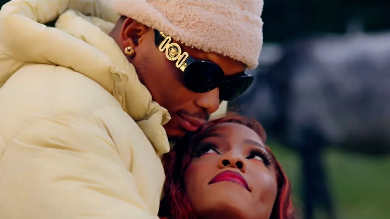 Phina Feat Otile Brown - Romeo and Julieth (Visualizer) background