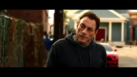 Trailer thumbnail