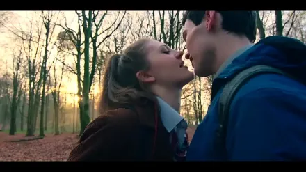 Trailer thumbnail