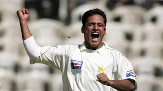 Yasir Arafat's Maiden International Wicket, Dismisses Sanath Jayasuriya | 1st ODI, Karachi, 2000