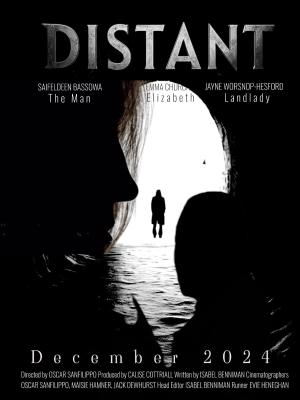 Distant [Version française]